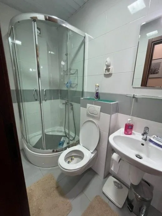 Izdavanje, dvosoban stan, 75m², City Kvart, Podgorica