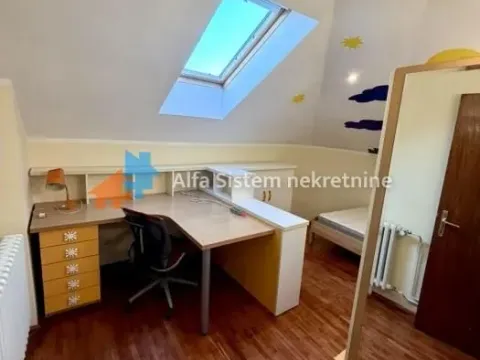 Rent, apartment, 200m², Stari Grad, Beograd - image 16