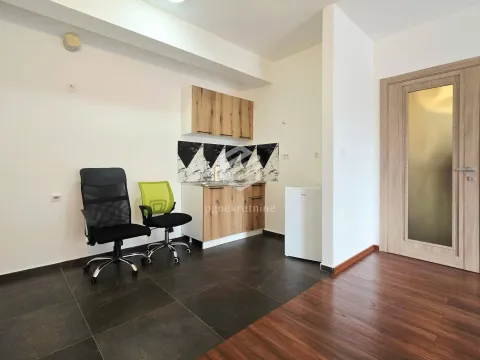 Rent, two bedroom apartment, 69m², City Kvart, Podgorica - image 2