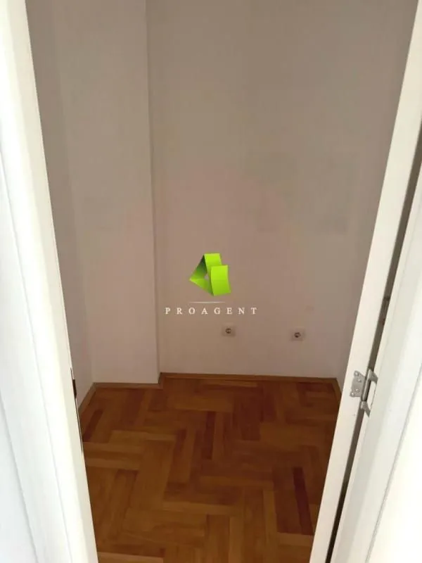 Prodaja, trosoban stan, 101m², Medijana, Niš