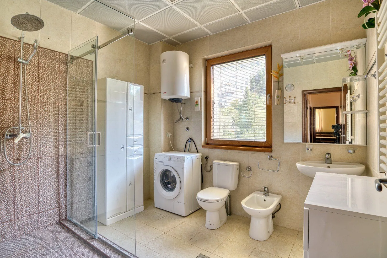 Sale, three bedroom apartment, 146m², Sveti Stefan, Budva