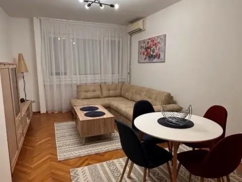 Izdavanje, jednosoban stan, 37m², Centar Sve Podlokacije, Beograd - image 3