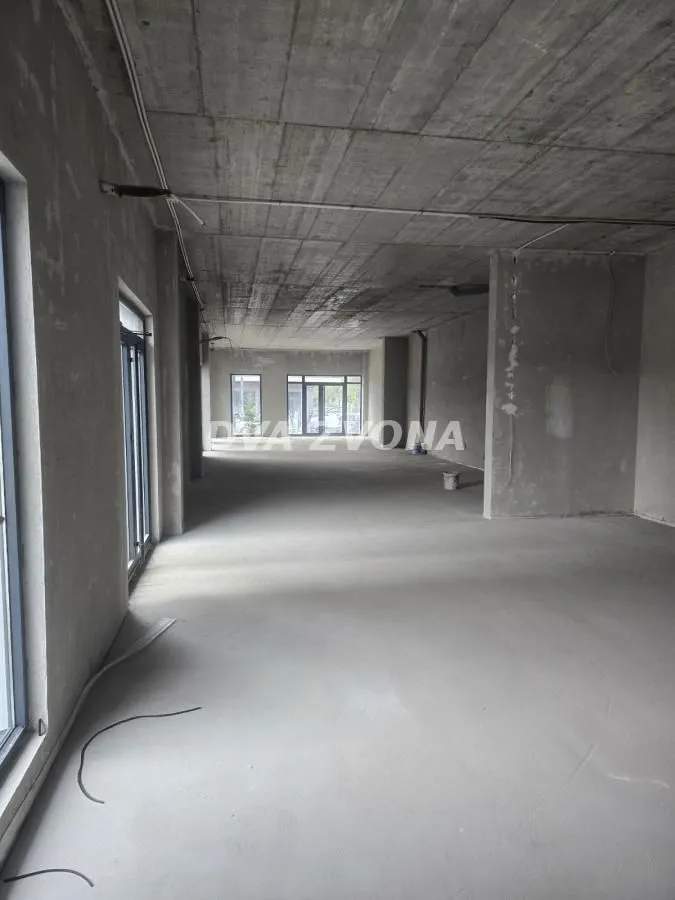 Rent, office space, 224m², Stari Banovci, Stara Pazova
