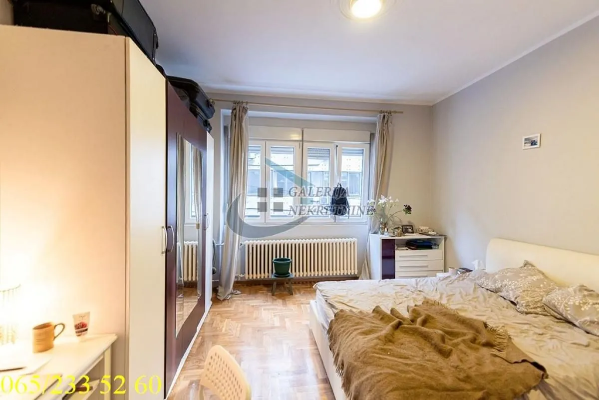 Prodaja, dvosoban stan, 59m², Stari Grad, Beograd