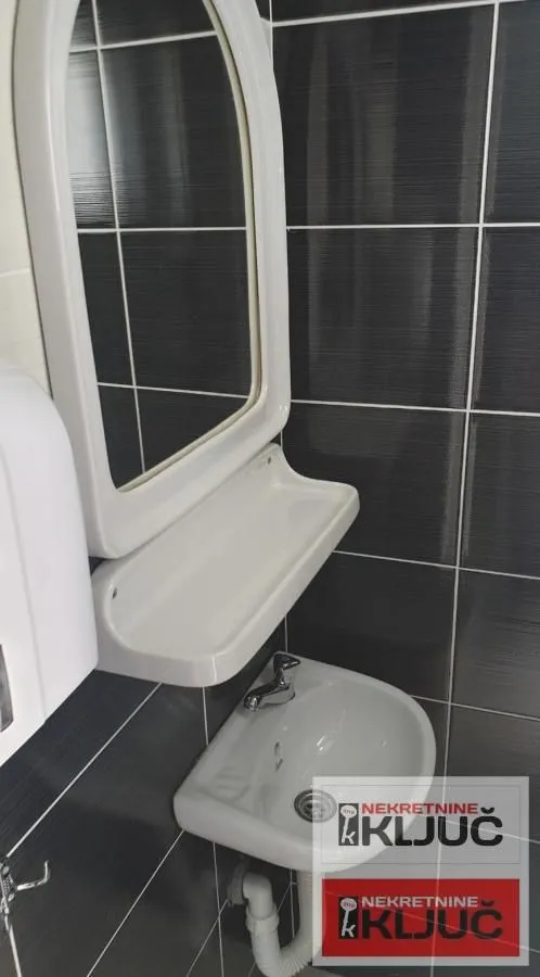 Izdavanje, jednosoban stan, 50m², Petrovaradin, Novi Sad