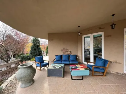 Rent, house, 270m², Jajinci, Voždovac Sve Podlokacije - image 11