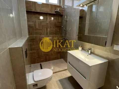 Rent, three bedroom apartment, 93m², Savski Venac, Beograd - image 5