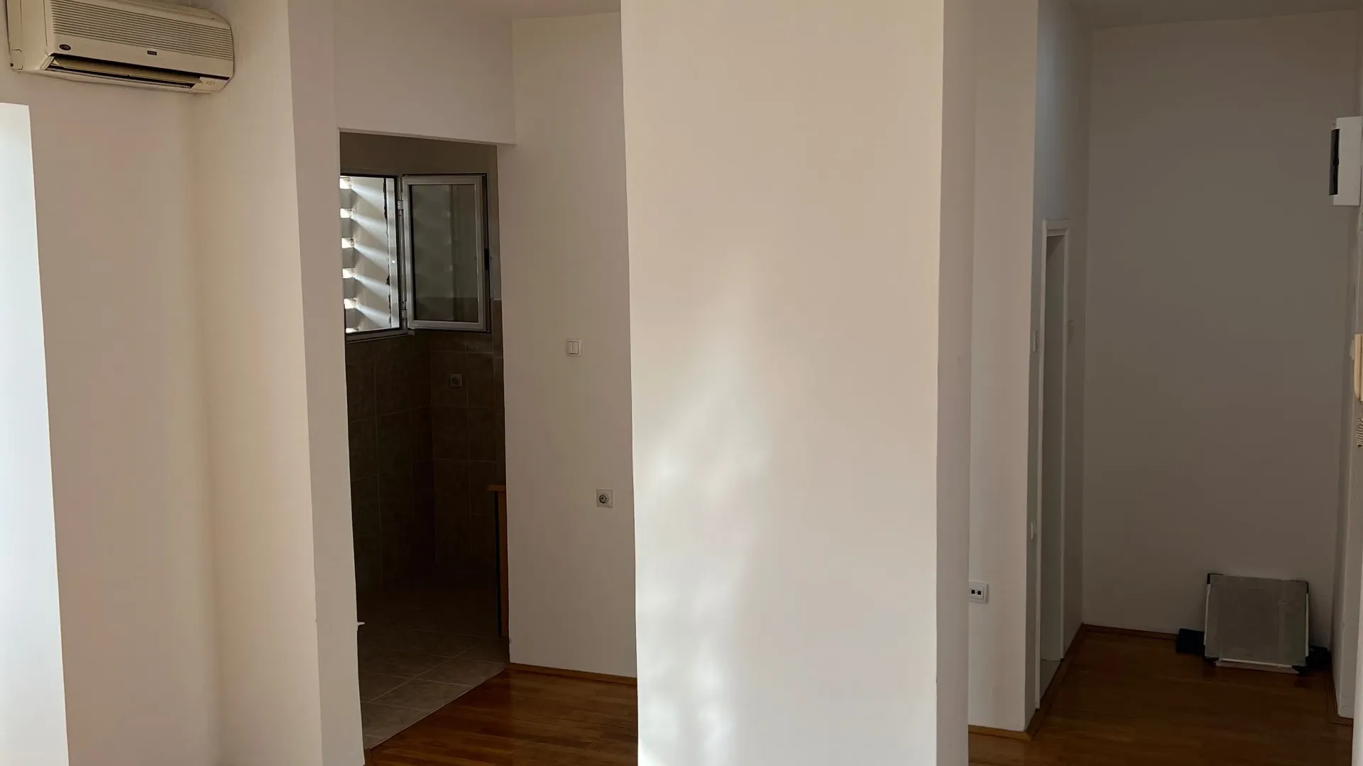 Rent, office space, 37m², Centar, Podgorica