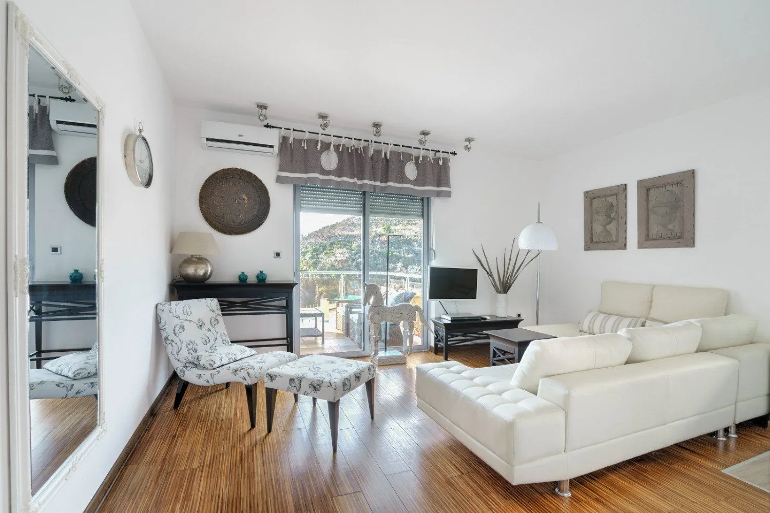 Prodaja, jednosoban stan, 68m², Pržno, Budva