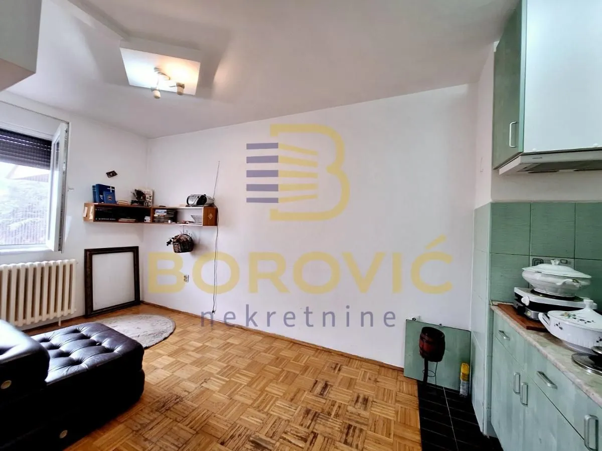 Prodaja, jednosoban stan, 27m², Resnik, Beograd
