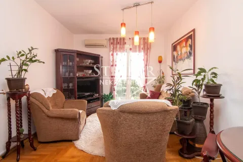 Rent, two bedroom apartment, 55m², Stari Aerodrom, Podgorica - image 2