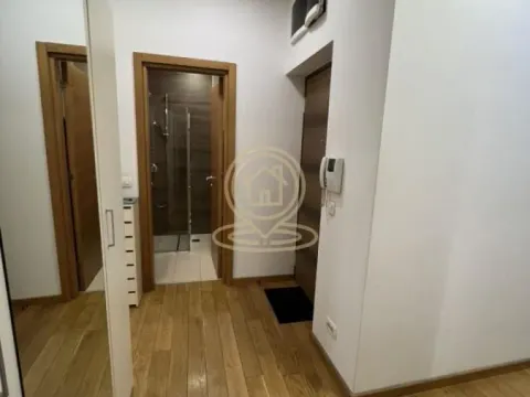 Izdavanje, trosoban stan, 87m², Palilula Sve Podlokacije, Beograd - image 9