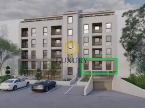 Prodaja, poslovni prostor, 57m², Preko Morače, Podgorica - image 2