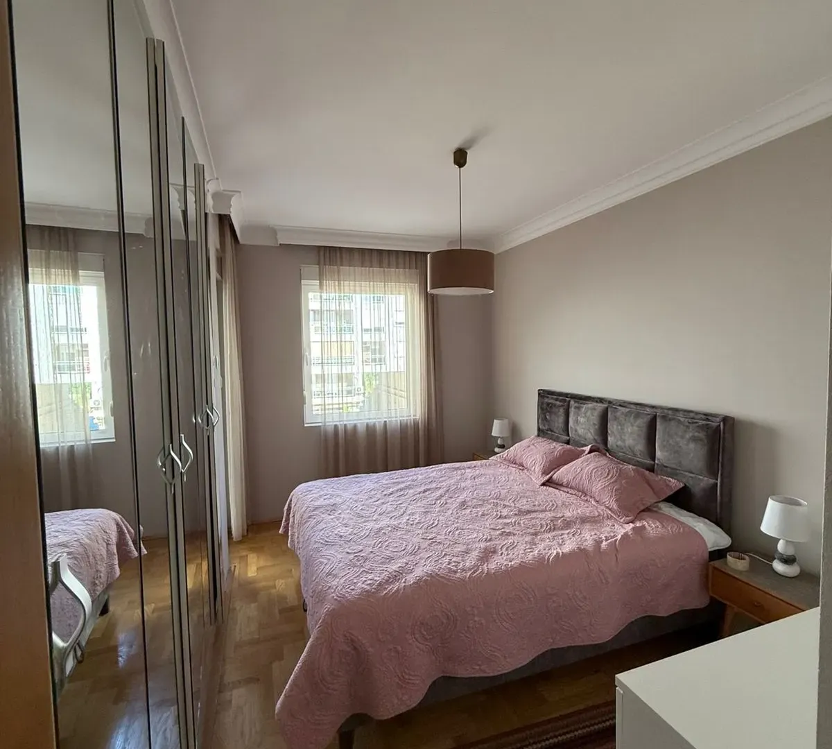 Izdavanje, dvosoban stan, 74m², Blok 9, Podgorica