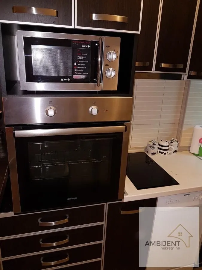 Rent, three bedroom apartment, 73m², Crveni Krst, Beograd