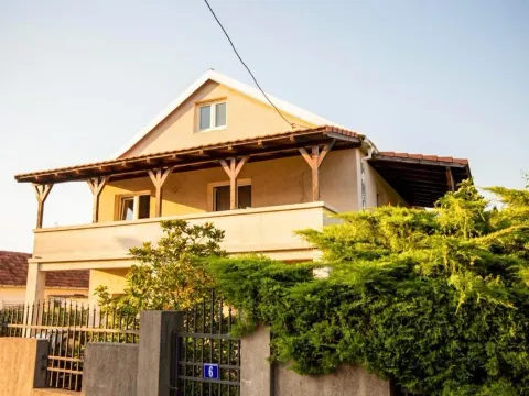 Prodaja, kuća, 200m², Zabjelo, Podgorica - image 7