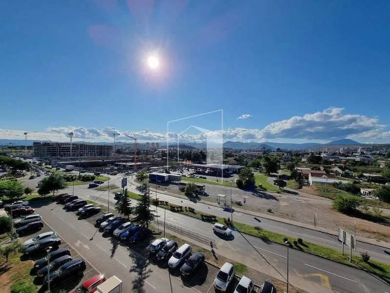 Rent, apartment, 87m², Stari Aerodrom, Podgorica