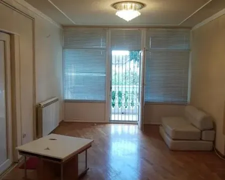 Rent, four bedroom apartment, 180m², Petlovo Brdo, Beograd