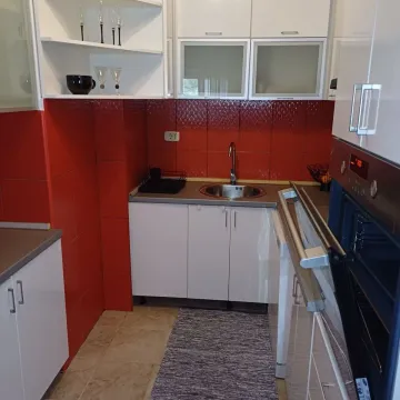 Izdavanje, dvosoban stan, 106m², Centar, Tivat - image 3