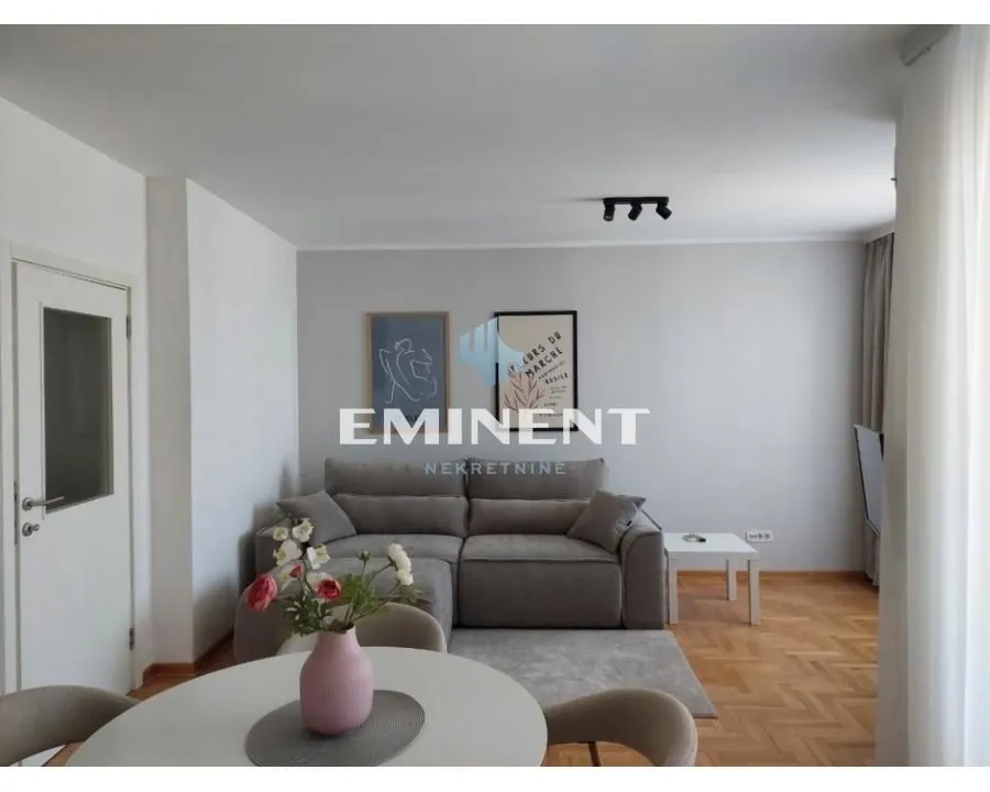 Izdavanje, dvosoban stan, 50m², Voždovac Sve Podlokacije, Beograd