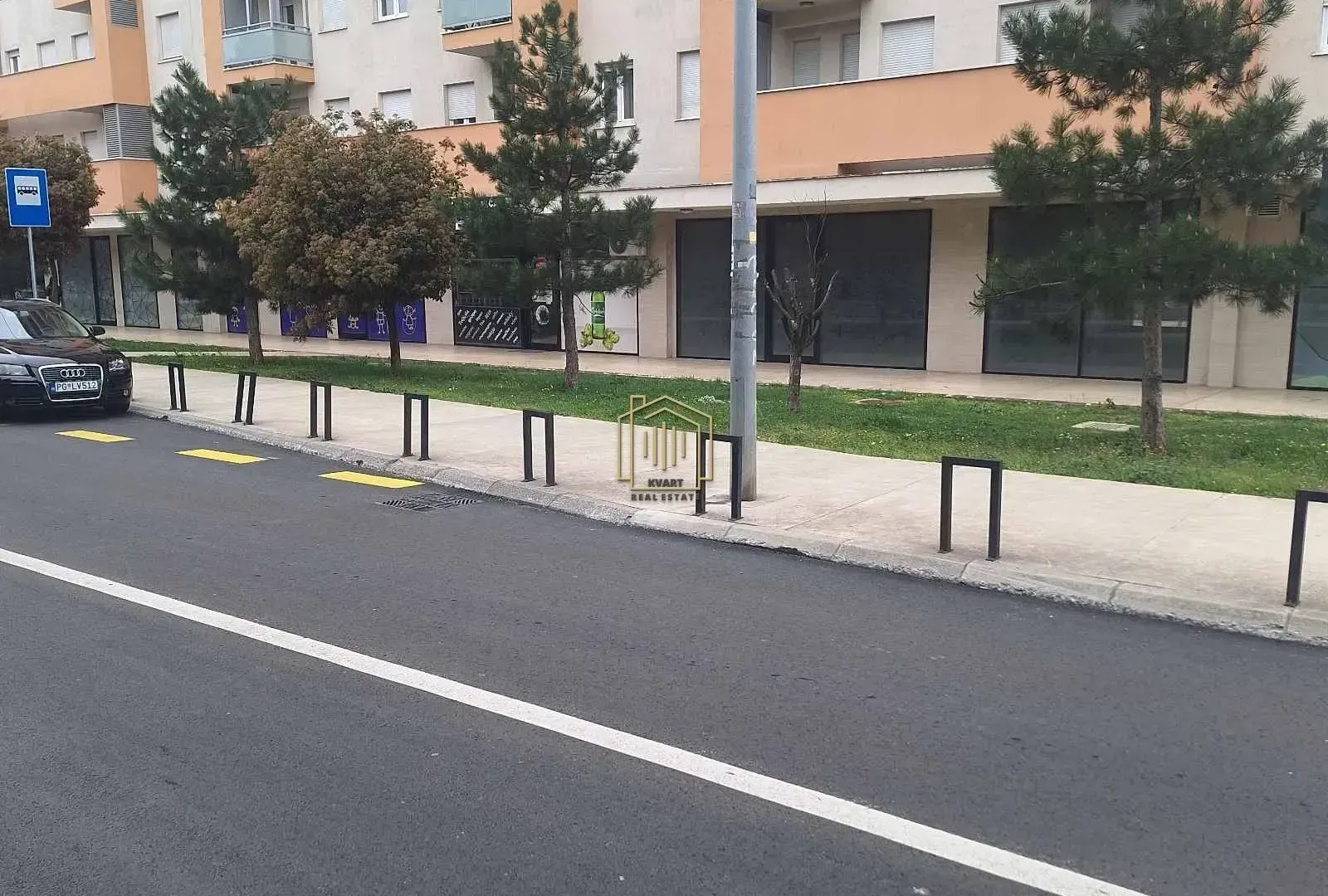 Rent, office space, 175m², City Kej, Podgorica