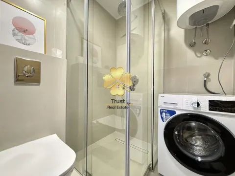 Izdavanje, dvosoban stan, 70m², City Kvart, Podgorica - image 12