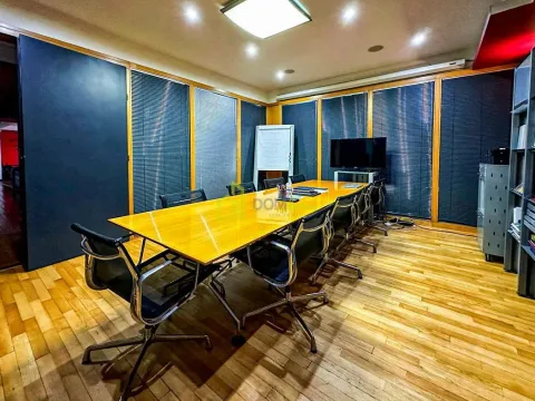 Rent, office space, 222m², Centar, Podgorica - image 13