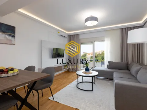 Rent, two bedroom apartment, 71m², Bečići, Budva - image 5