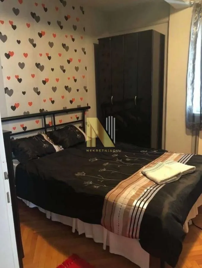 Prodaja, dvosoban stan, 53m², Centar, Subotica