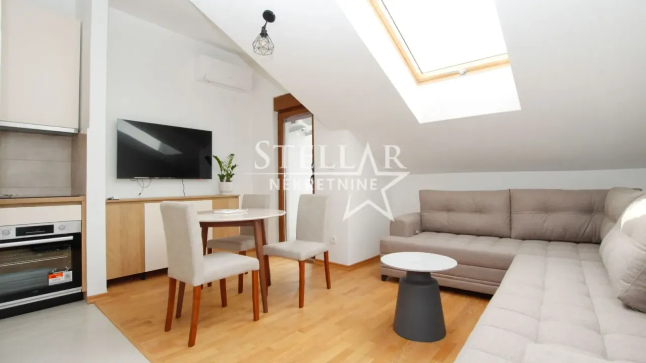 Rent, studio apartment, 28m², Stari Aerodrom, Podgorica