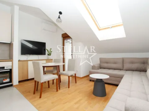 Rent, studio apartment, 28m², Stari Aerodrom, Podgorica - image 1