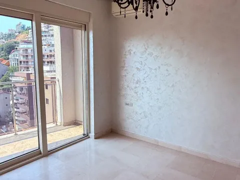 Prodaja, trosoban stan, 326m², Budva, Crna Gora - image 13