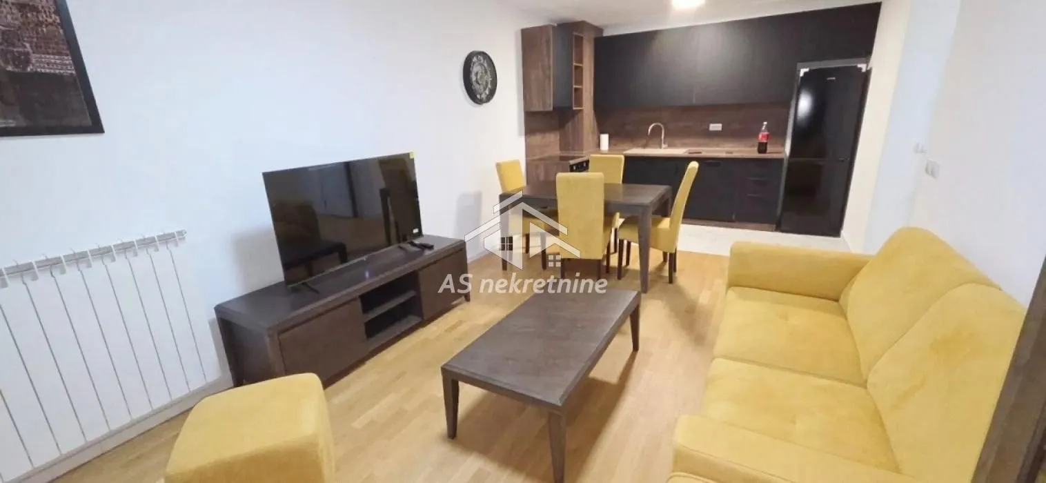 Rent, three bedroom apartment, 68m², Višnjica, Palilula Sve Podlokacije