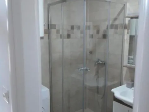 Rent, one bedroom apartment, 45m², Dumidran, Tivat - image 5