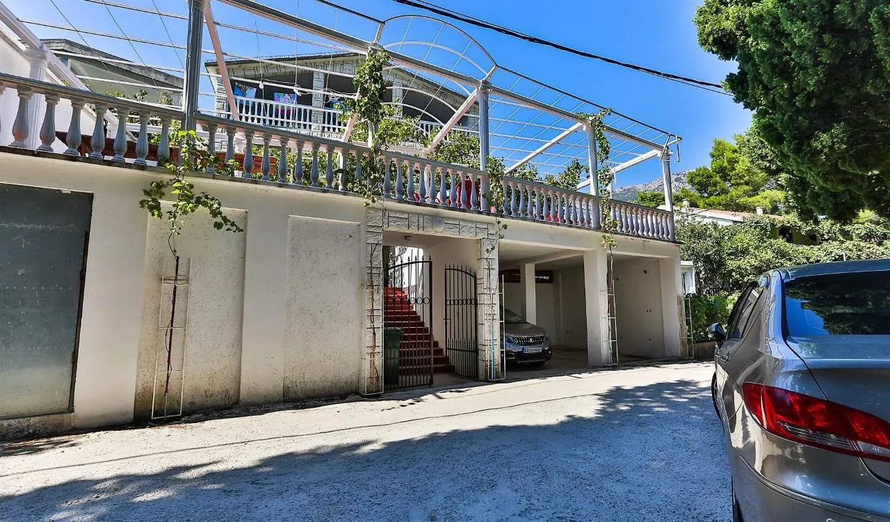 Sale, house, 360m², Sutomore, Bar