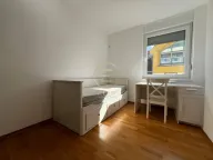 Izdavanje, trosoban stan, 80m², Centar, Novi Sad - image 13