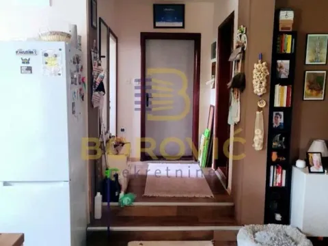 Sale, house, 72m², Velika Plana, Srbija - image 13