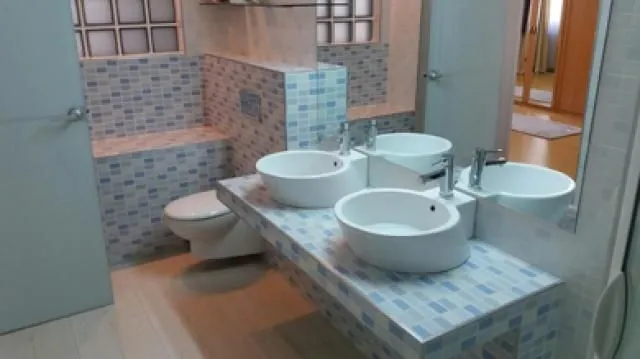 Izdavanje, četvorosoban stan, 180m², Vračar Sve Podlokacije, Beograd