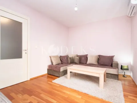 Rent, studio apartment, 30m², Zabjelo, Podgorica - image 1