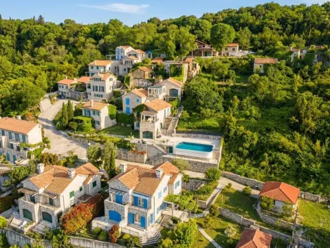 Prodaja, plac, 661m², Herceg Novi, Crna Gora - image 2