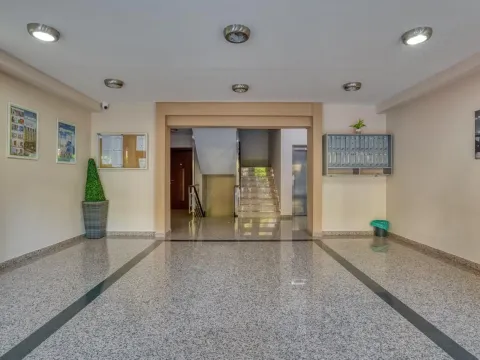 Prodaja, dvosoban stan, 90m², Gorica C, Podgorica - image 5