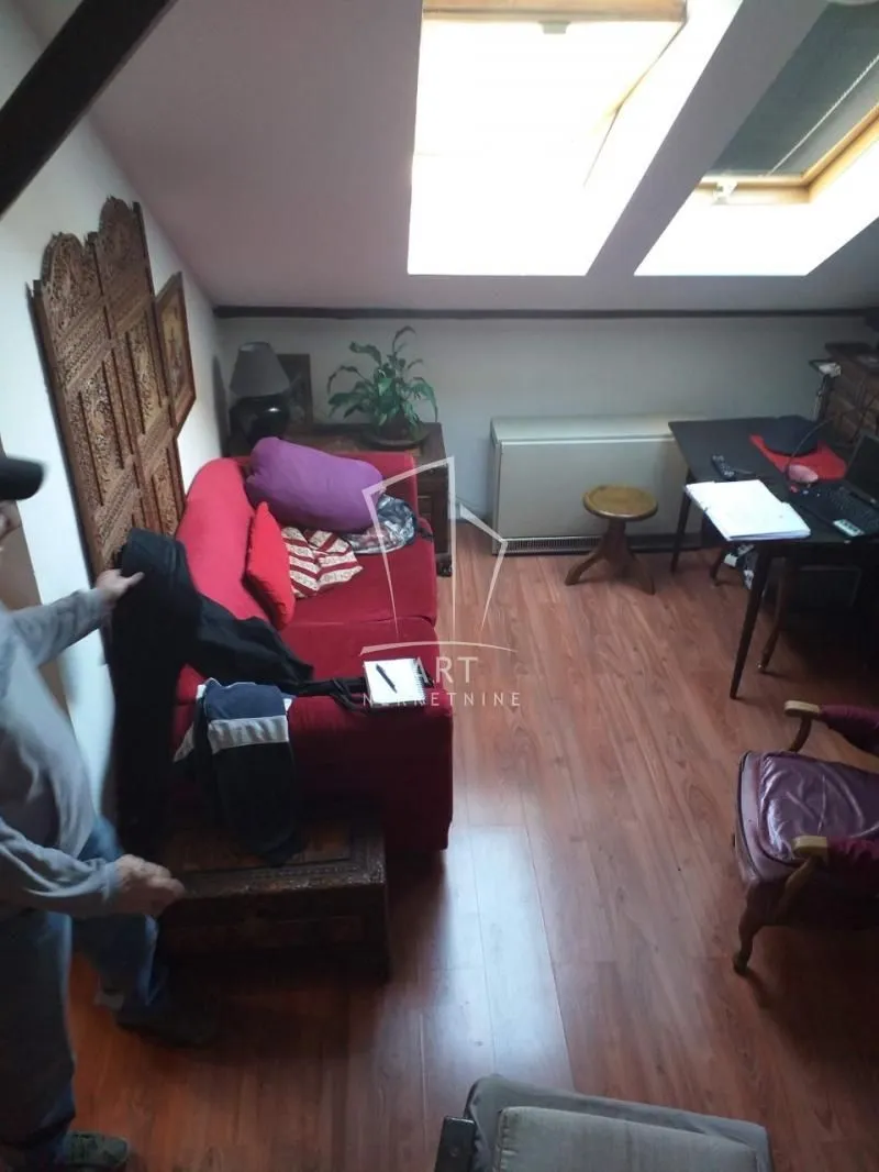 Sale, four bedroom apartment, 88m², Kalenić Pijaca, Vračar Sve Podlokacije