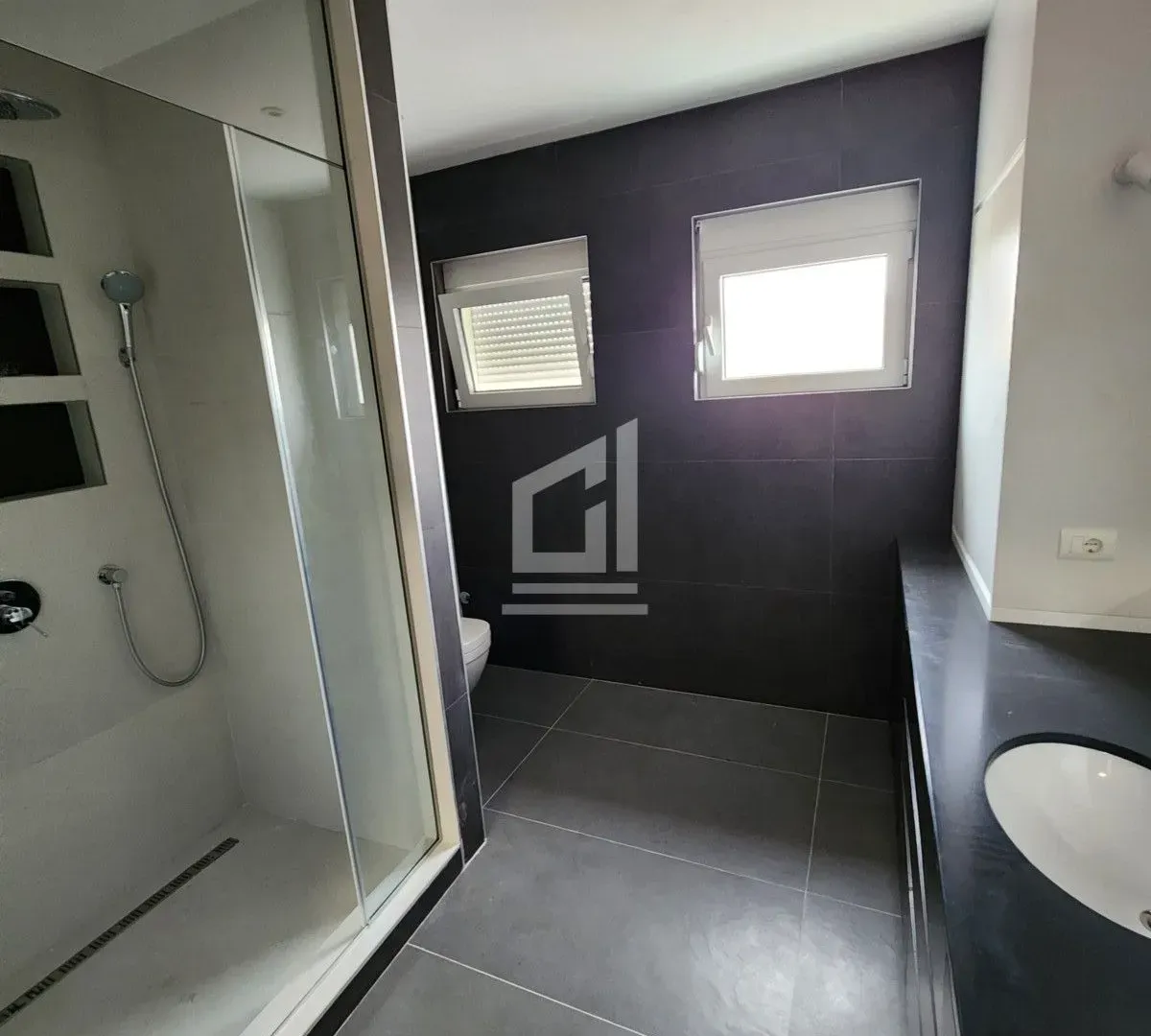Rent, office space, 700m², Zabjelo, Podgorica