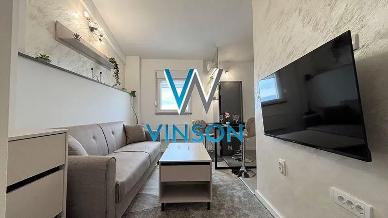 Izdavanje, jednosoban stan, 35m², Liman 2, Novi Sad Sve Podlokacije