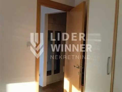 Rent, one bedroom apartment, 35m², Banovo Brdo, Beograd - image 10