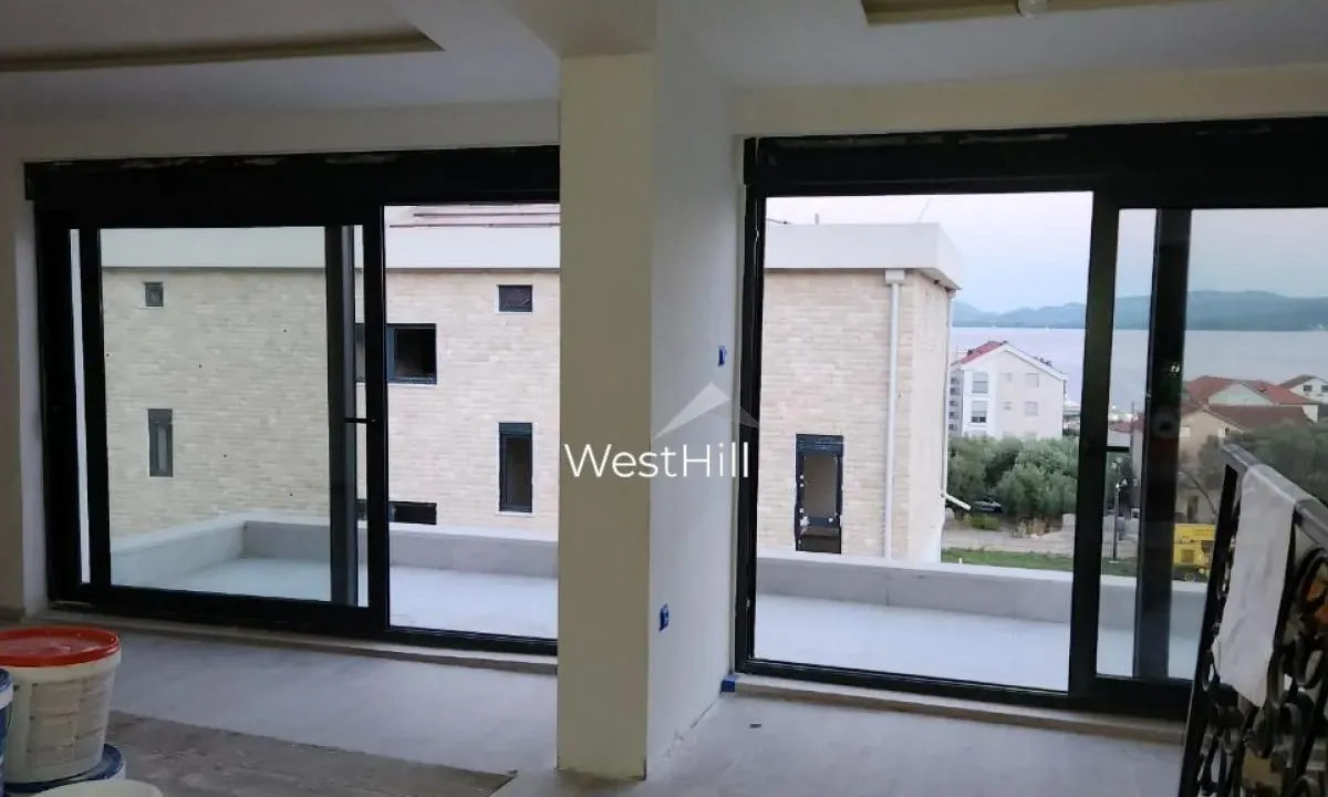 Sale, two bedroom apartment, 70m², Bijela, Herceg Novi
