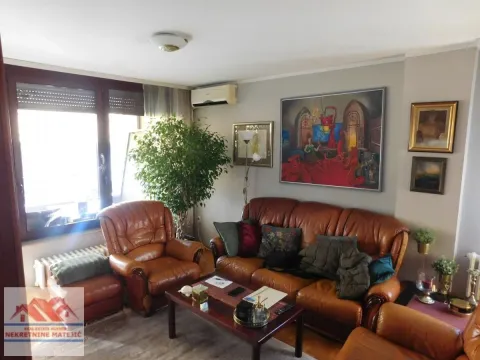 Prodaja, petosoban stan, 151m2, Vašarište, Kragujevac Prodaja, petosoban stan, 151m2, Vašarište, Kragujevac