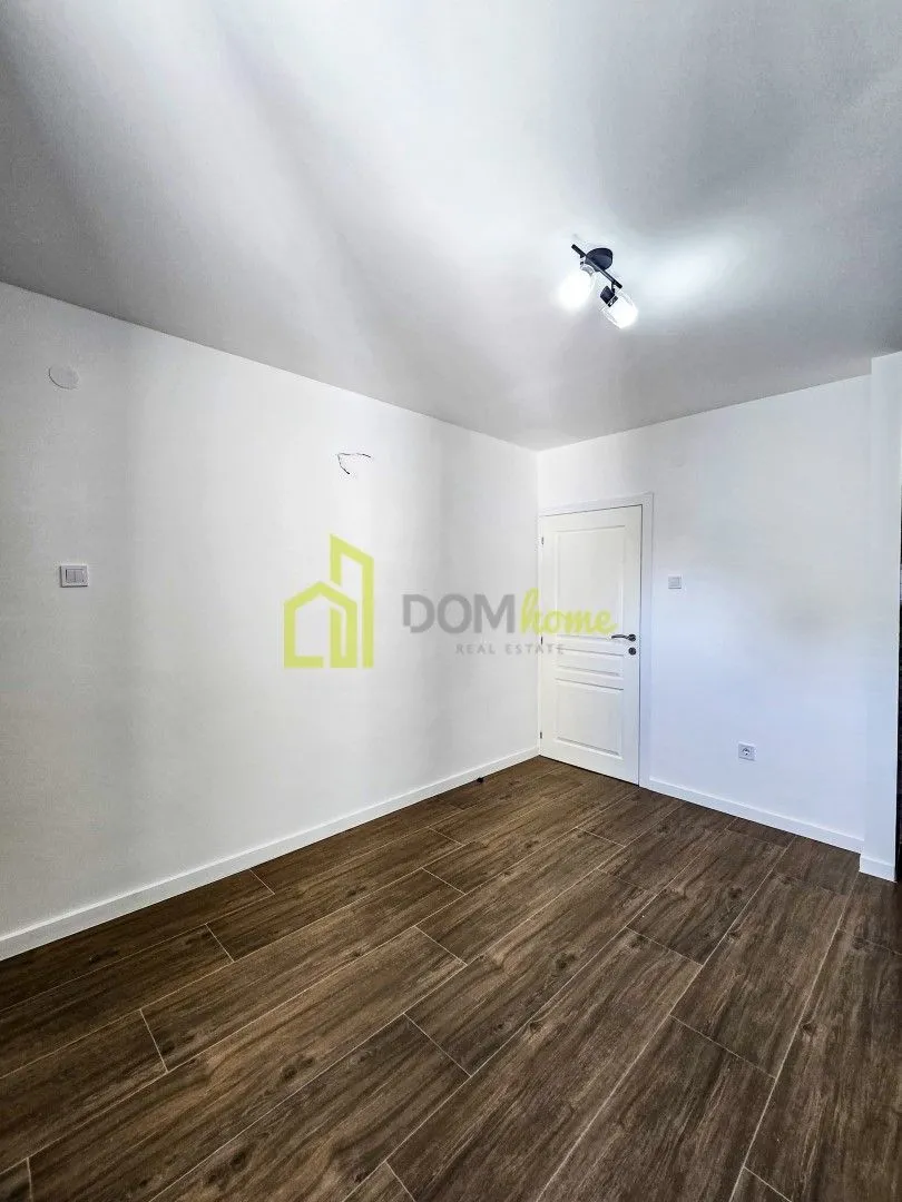 Prodaja, trosoban stan, 74m², Pobrežje, Podgorica
