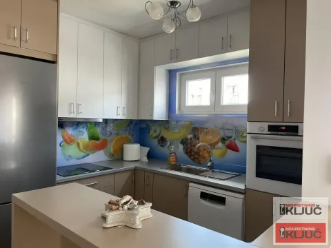 Prodaja, četvorosoban stan, 76m², Lipov gaj, Novi Sad Sve Podlokacije - image 7