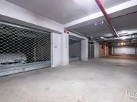 Prodaja, četvorosoban stan, 179m², Budva, Crna Gora - image 39